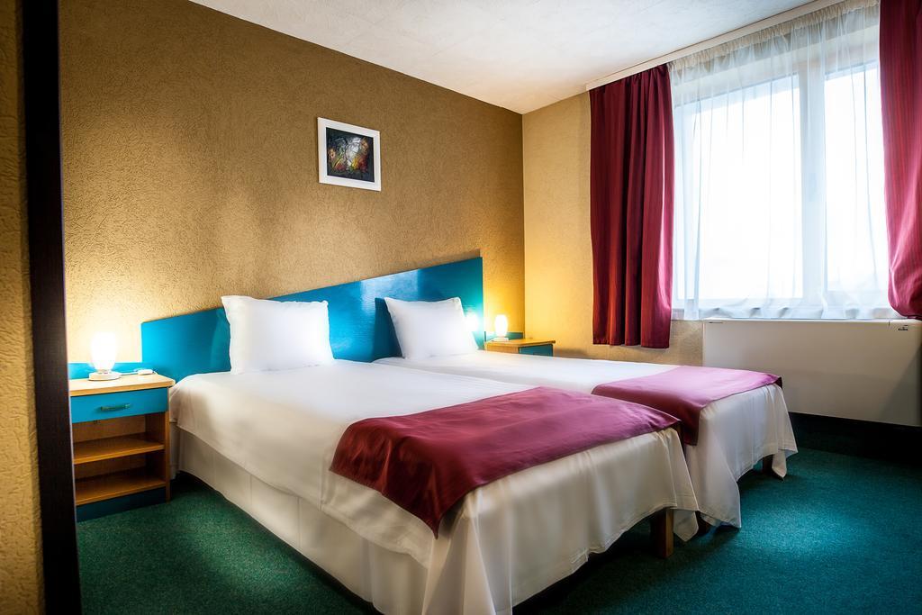 Hotel Ciao Târgu-Mureş Eksteriør billede